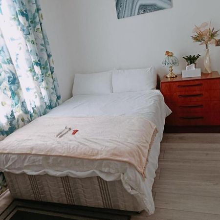 Min Su Rooms Stanwell ภายนอก รูปภาพ
